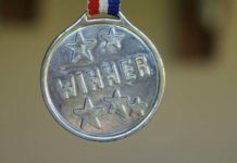 Gablota sukcesu – jak zachęcić dzieci do uprawiania sportu?