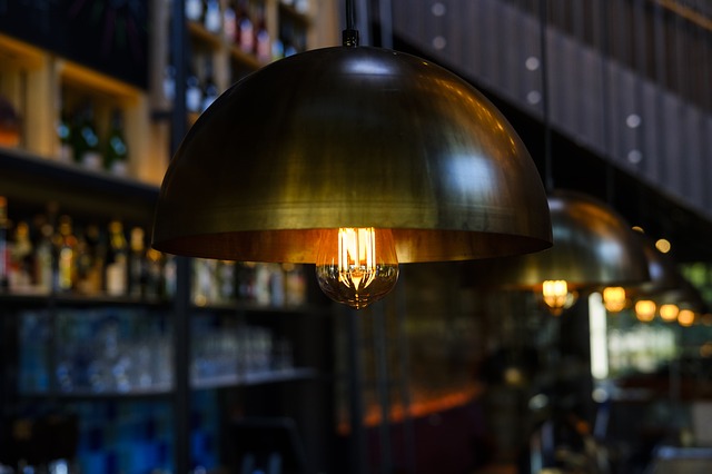 Lampy w stylu industrialnym