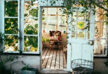 Jak zrobić domek dla ptaków wymiary?