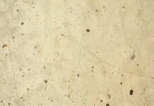 Czy tarczą do betonu można ciąć drewno?