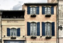 Dlaczego w hotelach jest wykładzina?