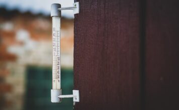 Jaką temperaturę wytrzymuje cegła?